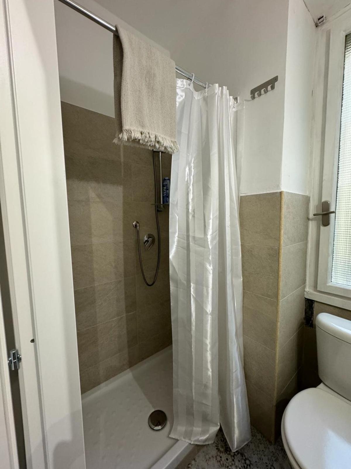 Room Sapienza Rome Bagian luar foto